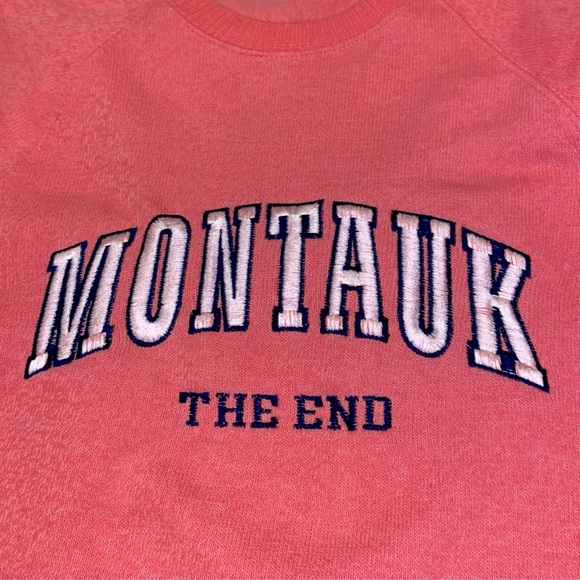 Coral Embroidered Montauk The End Crewneck Pull Over Sweatshirt Size S - Picture 3 of 5
